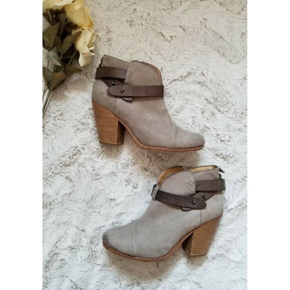 Rag & Bone Taupe Gray Heel Ankle Booties Italian Leather Size 36.5 - Picture 1 of 10